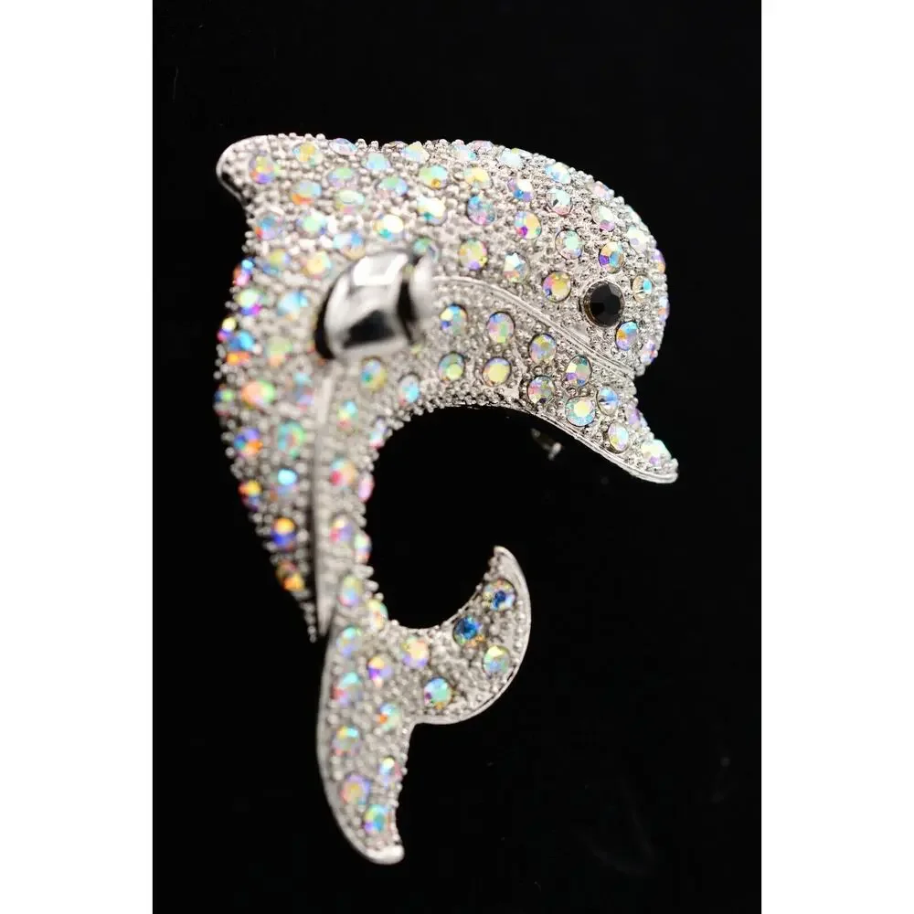 Unbranded stunning brooch